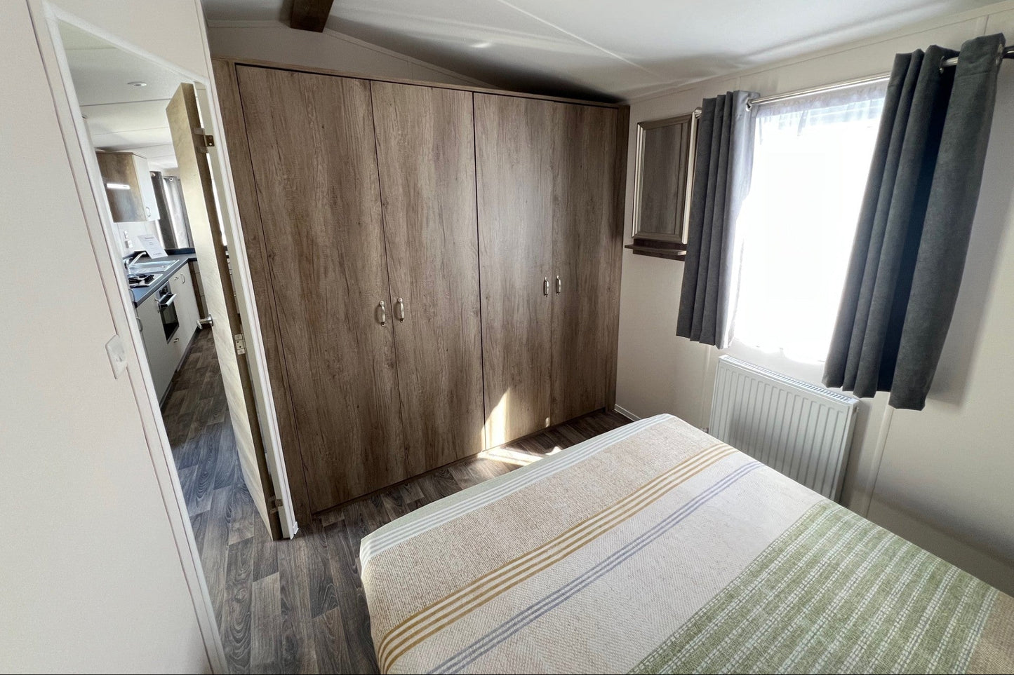 armoires grande chambre Love Echo 1100/370
